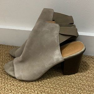 Kenneth Cole Block Heel Open Toe Booties